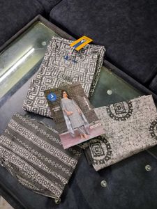 Elegant Printed Kurta Set m size