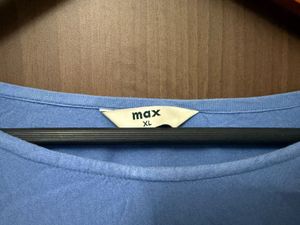 MAX Floral Embroidered Kurta