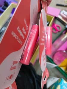 (Sealed) Candy Melts Strawberry Sorbet Lip Balms