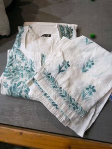 Elegant White  chikankari Kurta Set