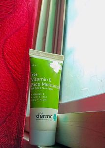 The Derma Co. Face Moisturizer