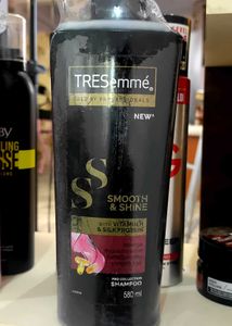 Tresemme Shampoo 580 ml