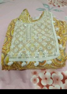 Women Kurtie