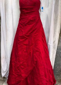 301712. Vintage Elegant Red Formal Gown
