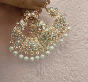 Elegant Floral Drop Earrings