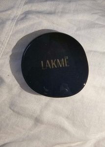 Lakme Ultimate Gel Compact