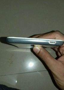 HTC Desire 820G Plus 3G Smartphone (Broken Glass C