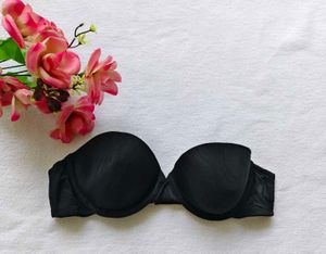 Victoria&#39;s Secret Lingerie Set