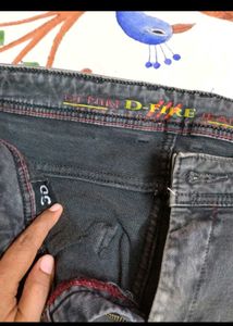 Beautiful Like New Mens Jeans