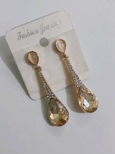 Elegant Golden Drop Earrings