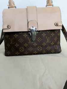 Louis Vuitton (Copy)
