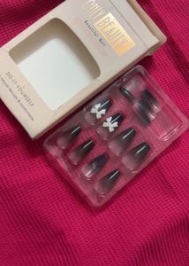 Only Beauty Press-On Nails