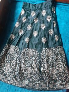 Olive Green Kids Lehanga, Choli And Dupatta