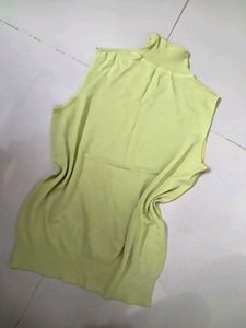 Sleeveless Neck Top