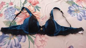 Branded Padded Velvet Bra..32D