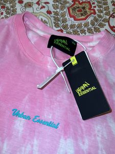 Urban Essentials Tshirt