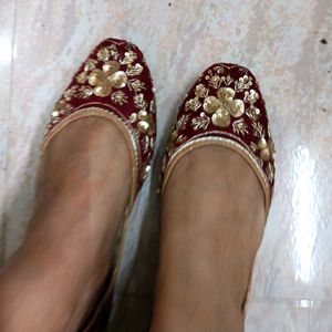 Traditional Embroidered Juttis