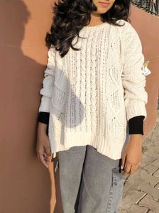 Off-white Cozy Knit Sweater/ Pullover