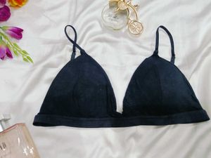 🇳🇿💫💕Simple Black Bralette