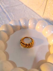 🎀Crossiant Ring 🎀