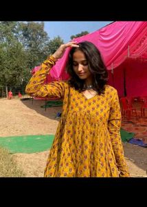 Set Of Short Kurti And Baggy Jeans