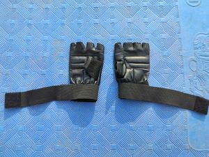 🦍 DECATHLON  WEIGHTLIFTING GLOVES