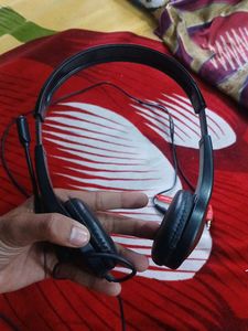 Headphone