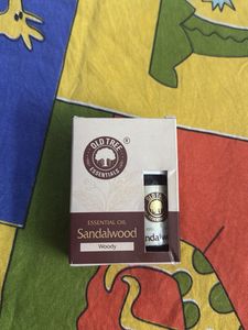 OLD TREE ESSENTIAL SANDALWOOD OIL