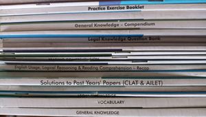 Law CLAT PREPARATION COMPLETE SET