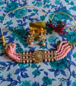 pink colour trending choker set