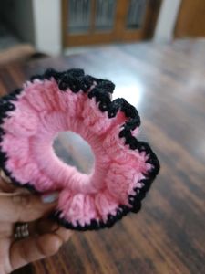 crochet scrunchies..