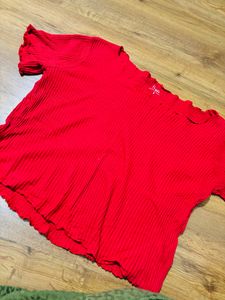Red Top Can Be Used As Half shoulders