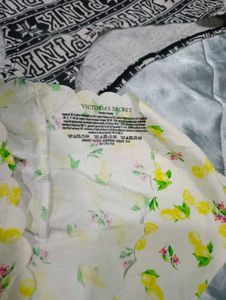 3 Pairs of Victorias Secrets Women&#39;s Underwear