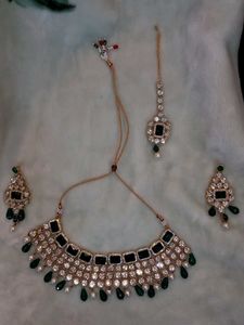 Elegant Black & Gold Jewelry Set