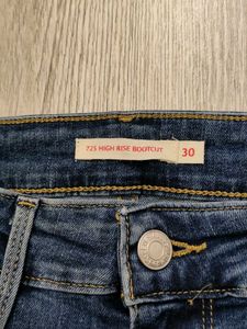 Ma1485 Levi&#39;s bootcut jeans waist 30