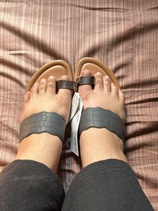 FLAT SANDALS WOMEN KHADIMS NEW WITH TAG