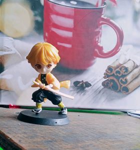 Zenitsu Agatsuma, Demon Slayer Figurine