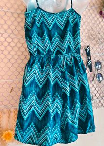 H&amp;M SizeM 🎁Buy 2 Get 1 Free 🎁 Chevron Print