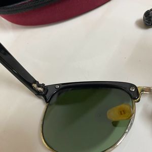 Sunglasses with two cases