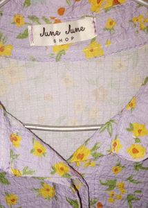 Beautiful Lavender Top💗🎀