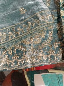 Elegant Teal &amp; Gold Pakistani Suit