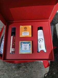 Forest Essentials Gift Set