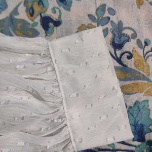 ⛔Sale⛔White Ruffle Top