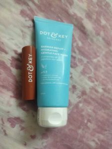 Dot &amp; Key Combo🍓🎀.With Free Face Mist