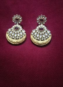 Earings