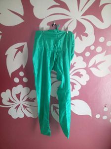 Mahnoor Green Kurta Set