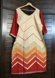 Women Red Thread Embroidered Cotton Suit Set