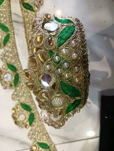 saree and dupatta lace