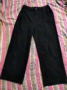 Today&#39;s Sale!!!  Zudio Black Flared Jeans