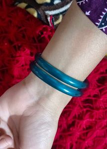 Pair Of 8 Bangles